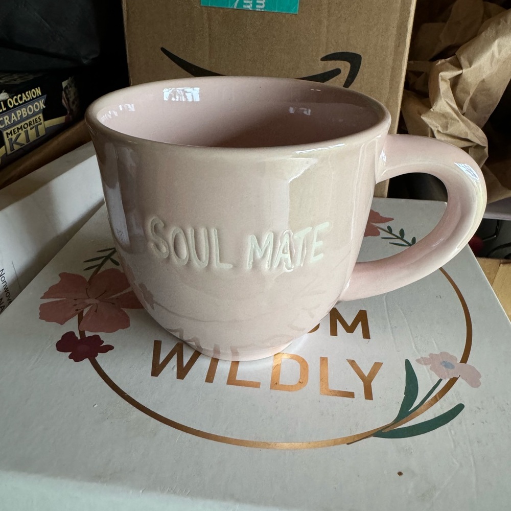 Elegant Pink 'Soul Mate' Mug
